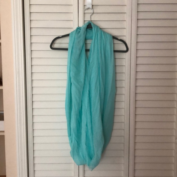 Aqua blue infinity scarf. - Picture 2 of 3